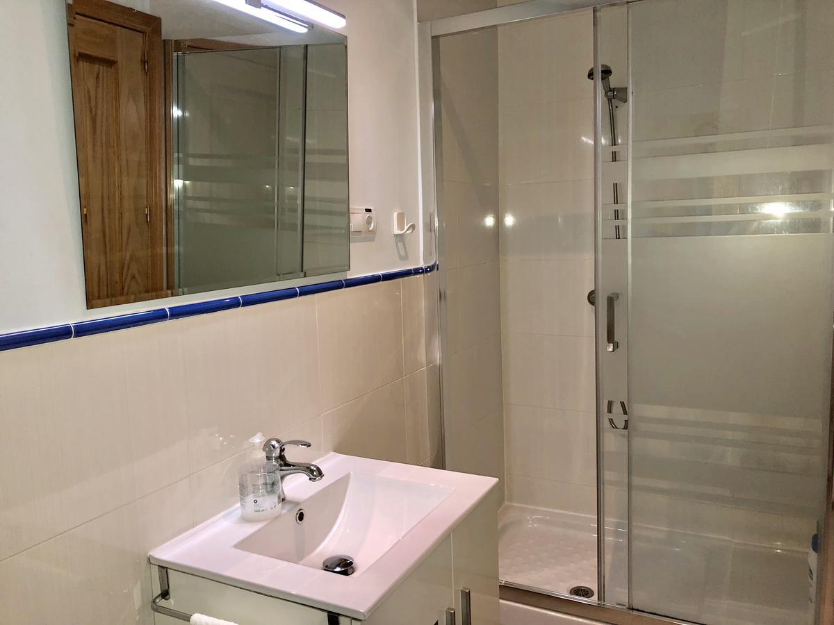 Hostal Arriaza Madryt Zewnętrze zdjęcie