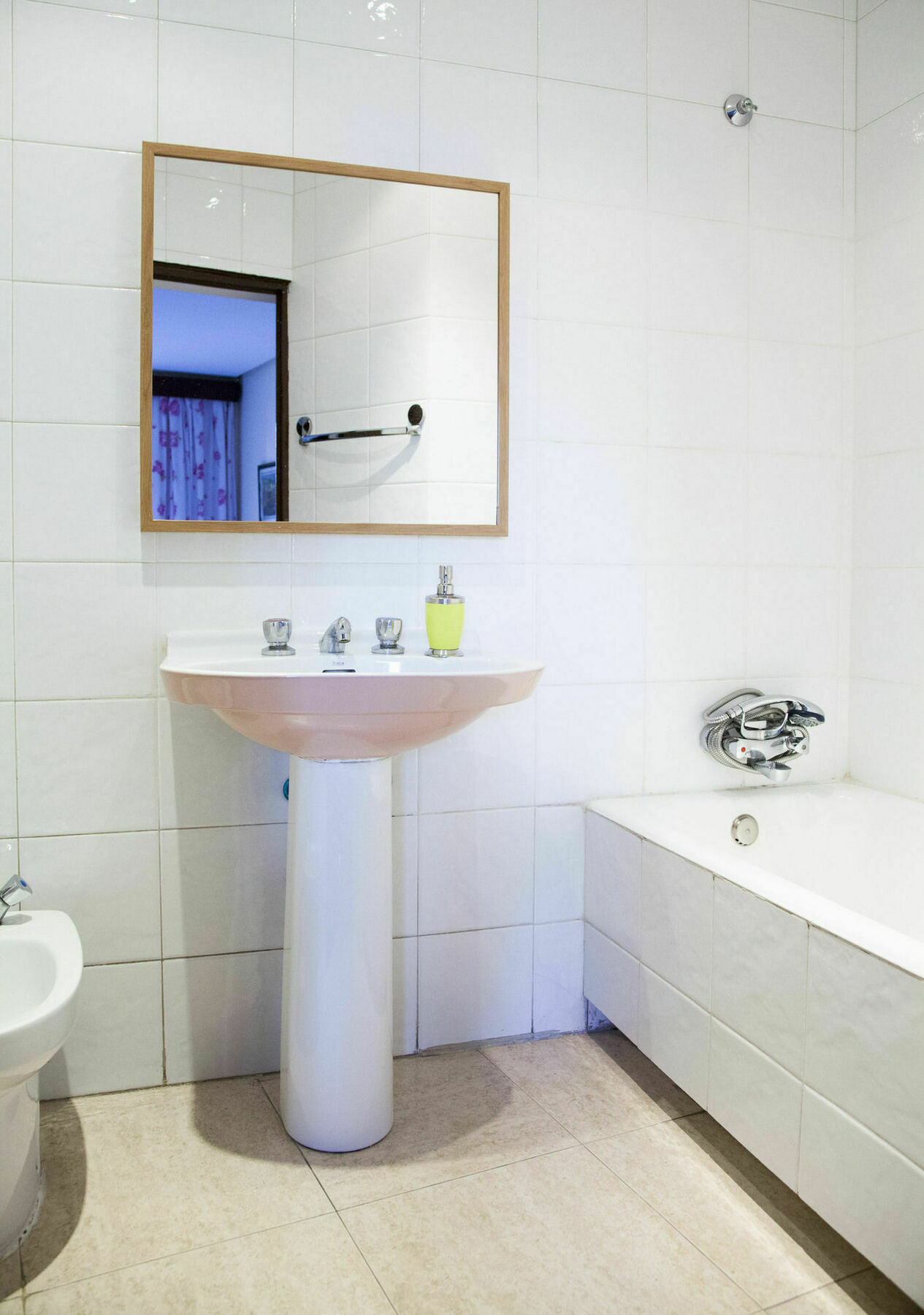 Hostal Arriaza Madryt Zewnętrze zdjęcie