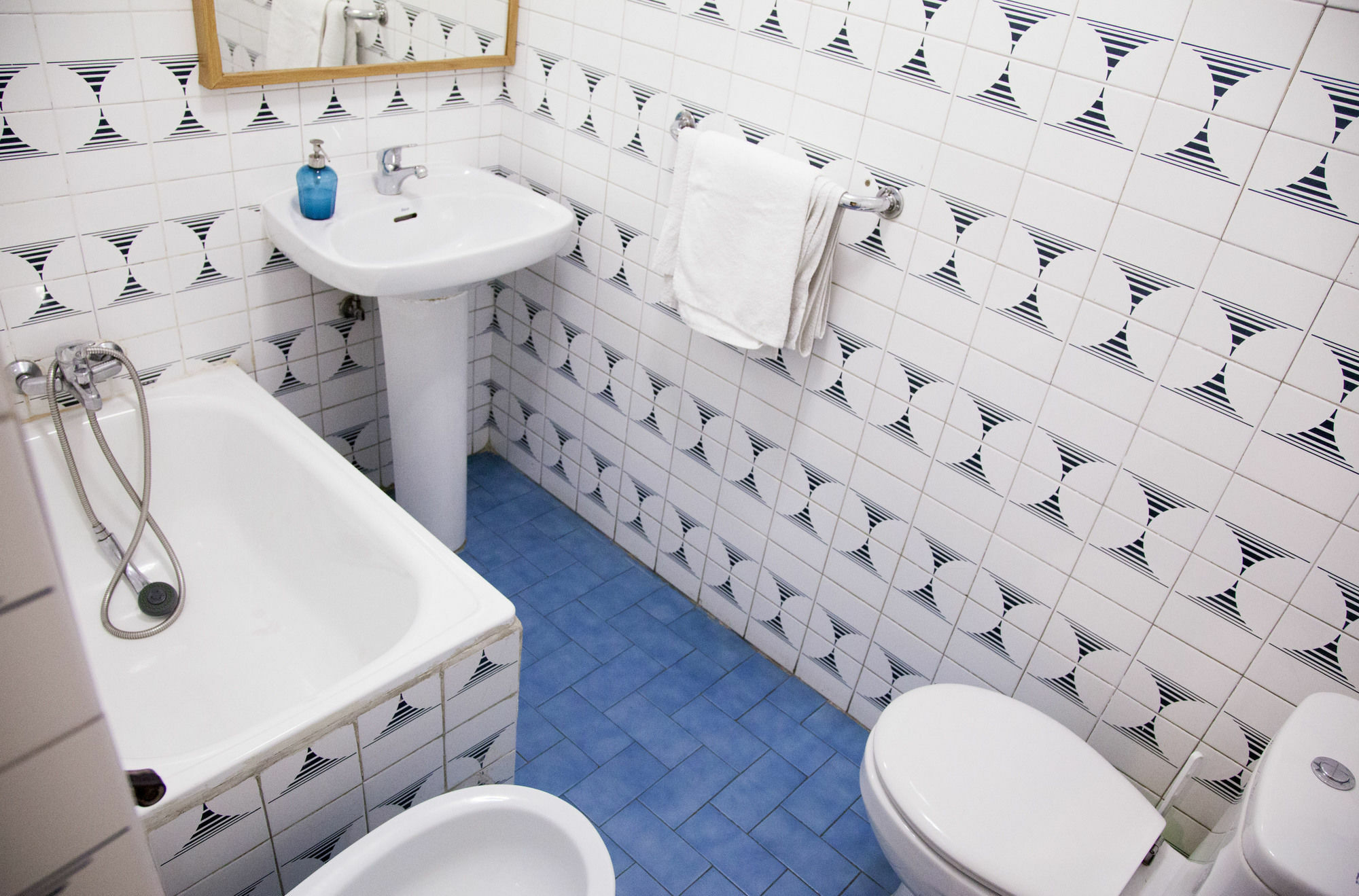 Hostal Arriaza Madryt Zewnętrze zdjęcie